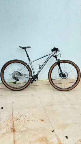 Bicicleta Sense impact Race
