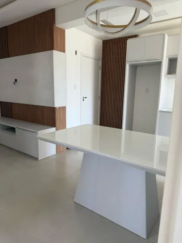 ALUGUEL ANUAL com 03 DORMITÓRIOS - APARTAMENTO MOBILIADO - ANUAL