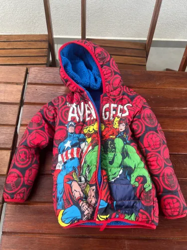 Jaqueta Avangers TAM 6 Com Lã por Dentro