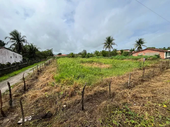 Terreno a venda na bera da pista tamanho 20 po 55
