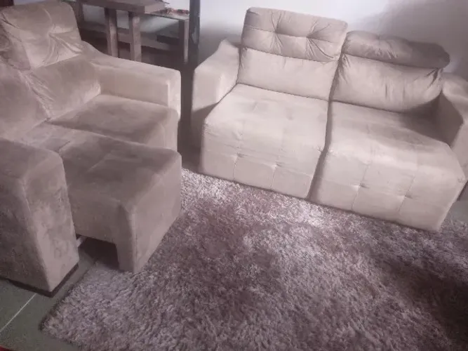 SOFÁ RECLINÁVEL E RETRÁTIL HERVAL