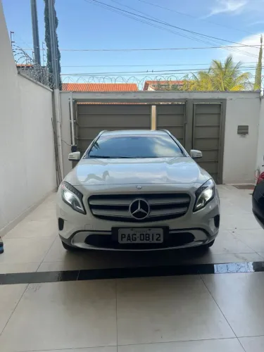 Mercedes-Benz GLA 200 Adv. 1.6/1.6 TB 16V Flex Aut. 2015