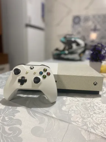 Xbox One S 1TB