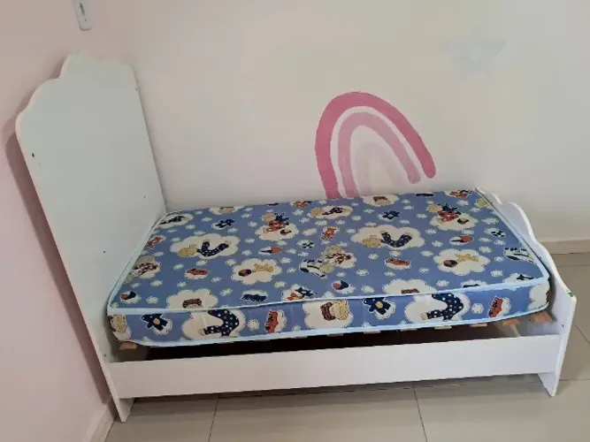 BERÇO NUVEM COM COLCHÃO