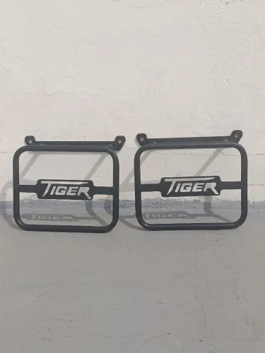 Suporte Baú Lateral Afastador Tiger Cortado A Laser (Par)