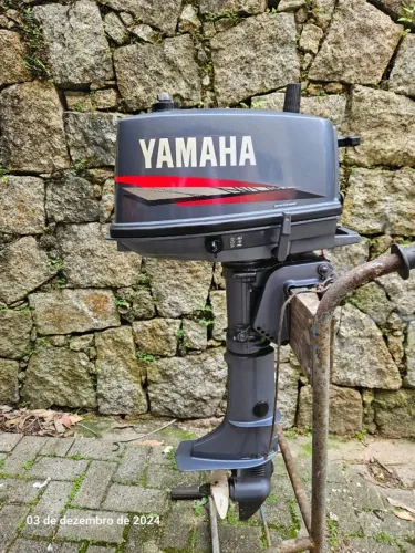 Motor Yamaha 4 hp
