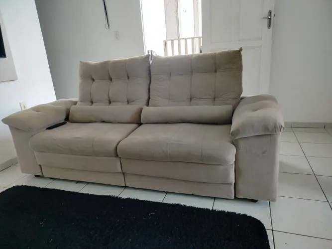 Sofá retrátil