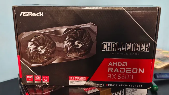 Placa de vídeo RX 6600 8 GB leia a descrição