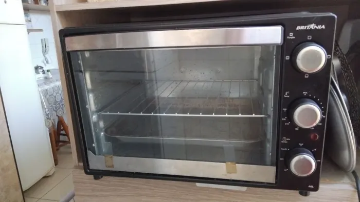 Forno elétrico Britânia 110V
