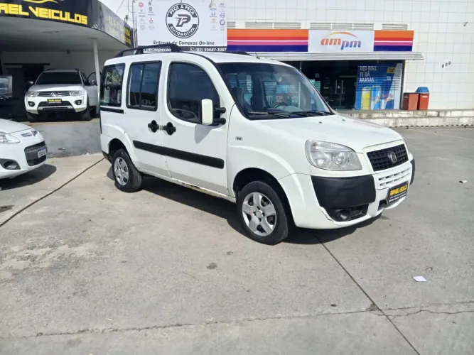 Fiat Doblo Attractive 1.4 Fire Flex 8V 5P 2013