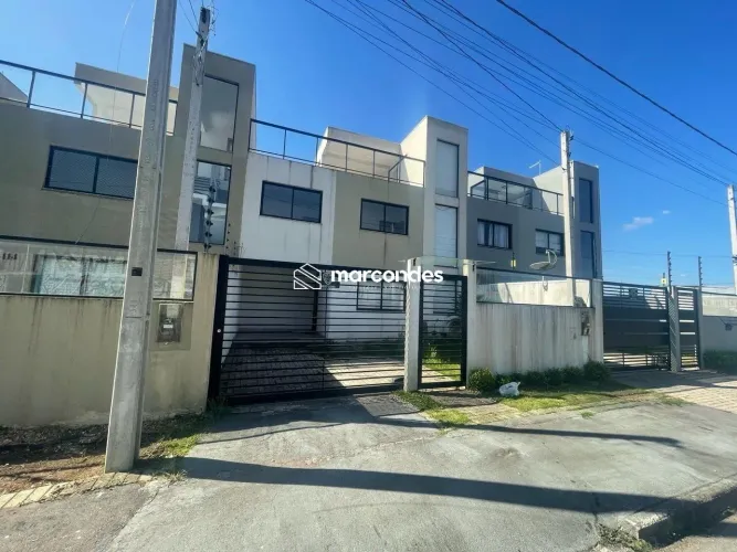 Triplex bairro Pioneiros