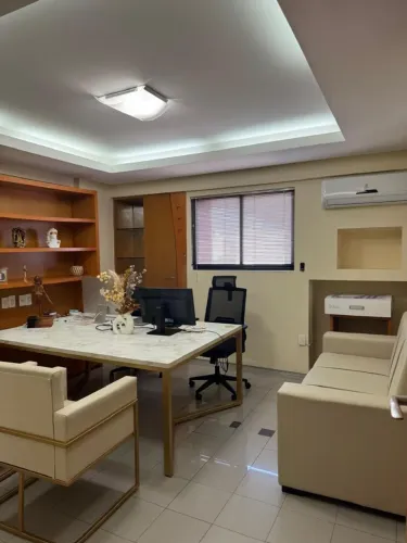 VENDE-SE sala comercial em AVENIDA EPITÁCIO PESSOA!
