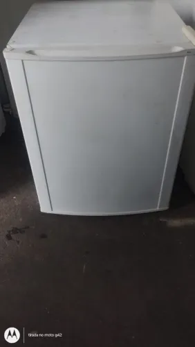 Frigobar em perfeito estado