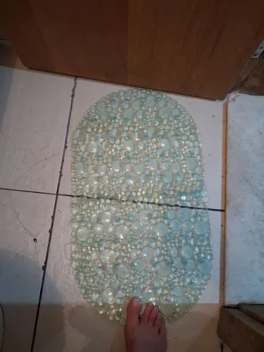 Tapete box banheiro doação