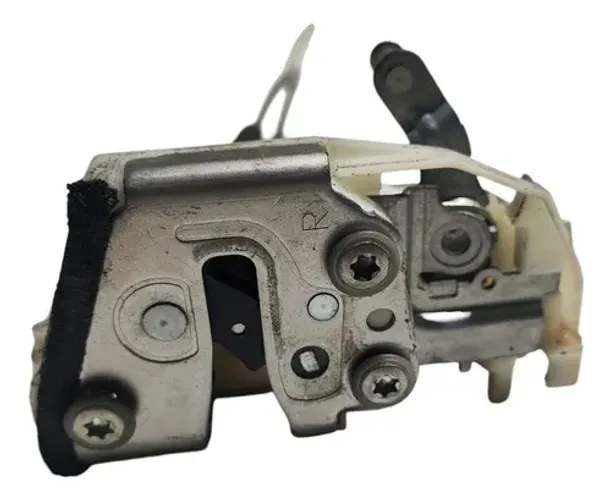 Fechadura Porta Traseira Dir Suzuki Sx4 2014/2015