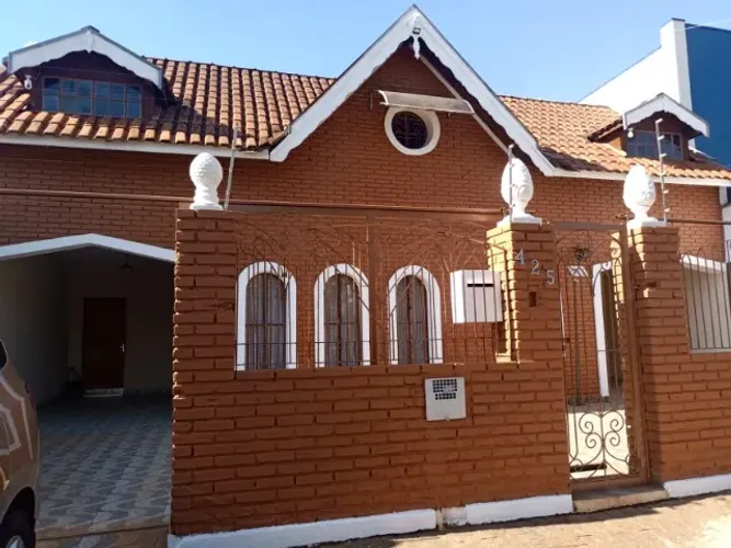 EXCELENTE CASA EM SUMARÉ-SP (LEIA O ANUNCIO)