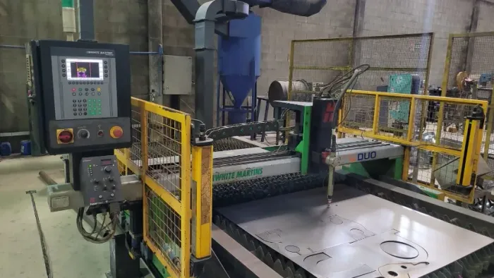 Máquina de corte Plasma CNC White Martins