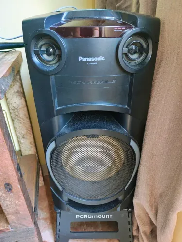 Caixa de som Panasonic ?