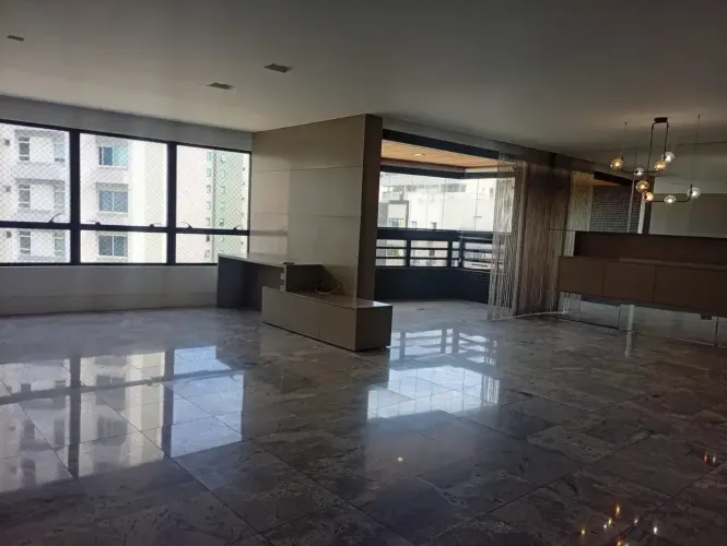 Amplo Apto 180m² para Locação 04 Suítes Varanda 03 vagas de Garagem - Ponta Verde Maceió