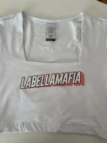 Cropped labella mafia 
