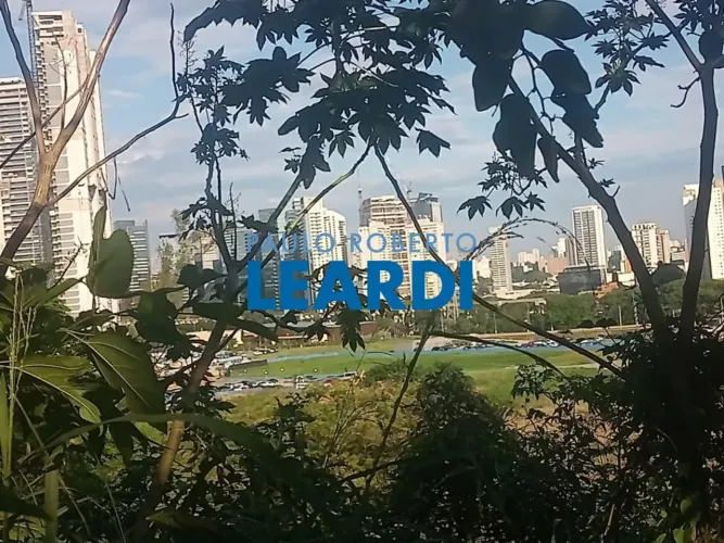 TERRENO - MORUMBI - SP