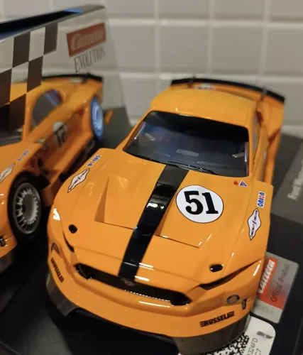 Autorama Carrera Evolution Ford Mustang GTY #51