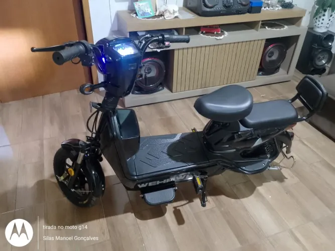 Scooter elétrica