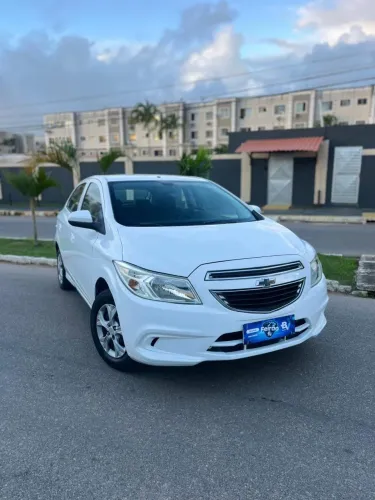 Chevrolet Onix Hatch 1.0 12V Flex Mec. 4P 2015