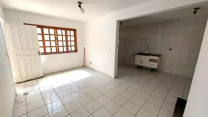 Casa em condominio, locação, V. Guilherme, 90m², 3 quartos sendo 1 suíte, cozinha integrad