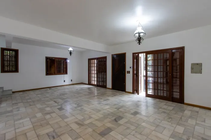 PRÉDIO RESIDENCIAL OU AIRBND, COM 2 APARTAMENTOS DE 1 E 2 DORMITÓRIOS - BAIRRO NONOAI