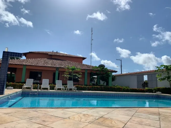 Alugo linda casa em salinas-PA