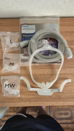 Máscara Nasal para CPAP DreamWear Pillow da Philips + Tubo para CPAP Homed