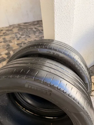 Vendo 02 Pneus Pirelli 215/50/R17
