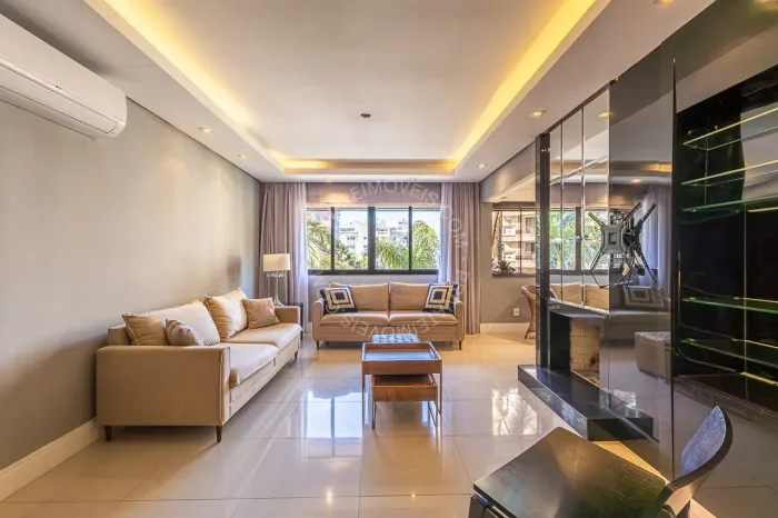 Apartamento mobiliado para alugar no Moinhos de Vento com 3 quartos (3 suítes)