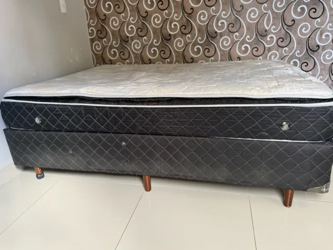 Cama box casal