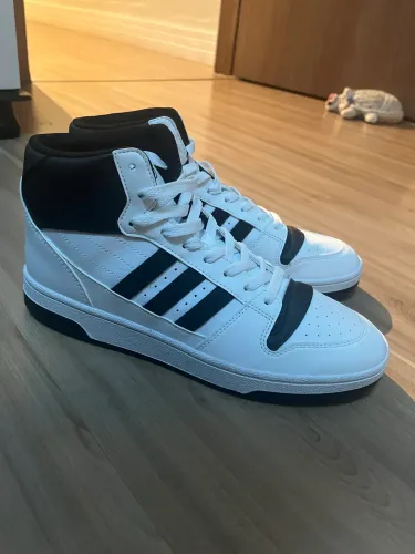 Tênis Adidas Nº41