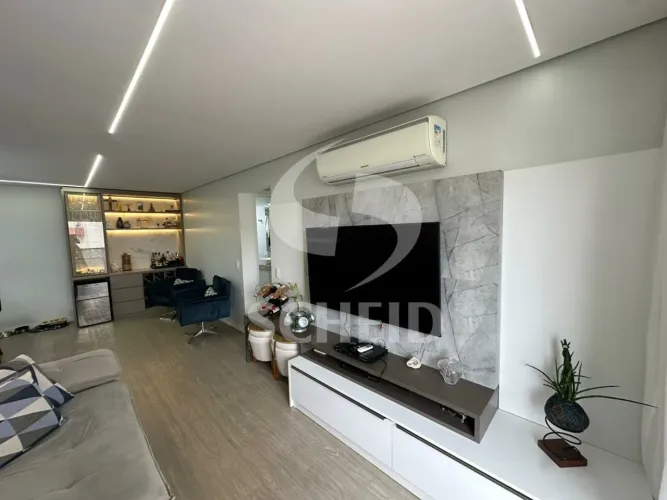 Ótima localização, local seguro! 3 quartos, 1 suíte, 1 vaga. Aceita pet. Condomínio com la