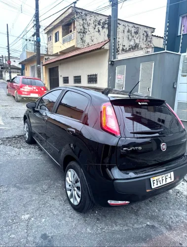 Fiat Punto Attractive 1.4 Fire Flex 8V 5P 2016