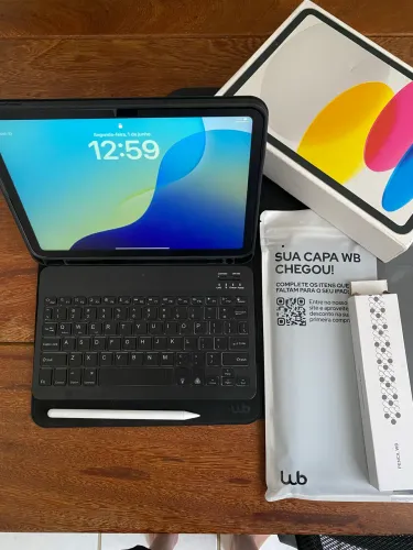 Ipad 10 + Teclado WB + Caneta WB + Duas capinhas WB