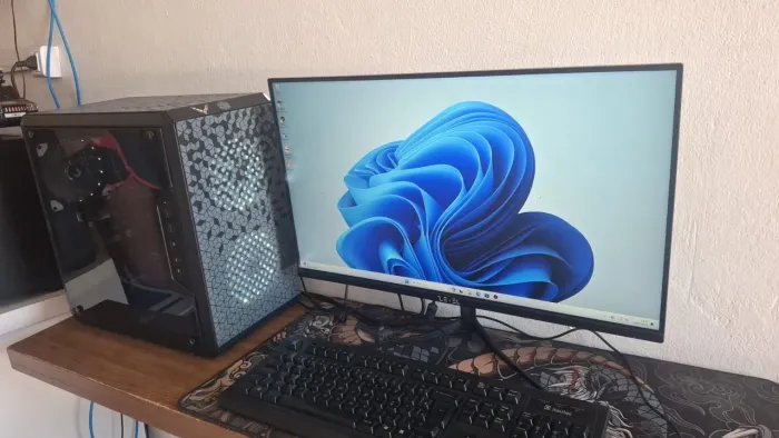 PC Completo com i5 12400F 8Gb Ram 1gb placa de vídeo