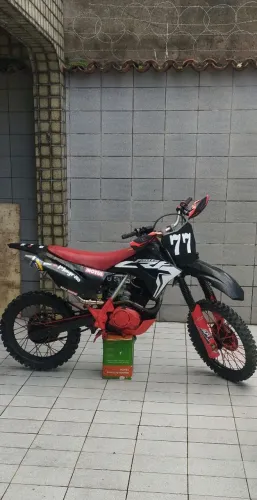 Vendo xr 200 preparada pra trilha 