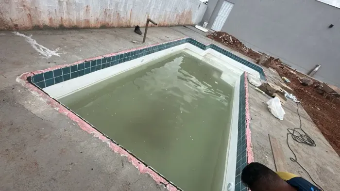 Piscinas de Fibra semi pastilhada