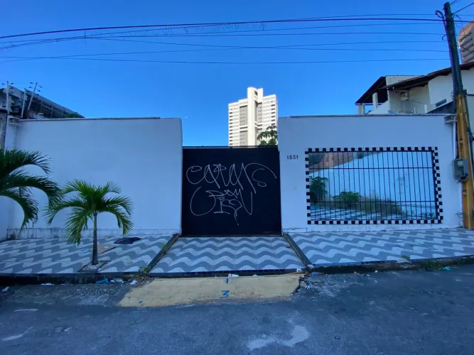 ALDEOTA Excelente terreno na Rua Barão de Aracati, nº 1831, com aprox. 296m², localizado