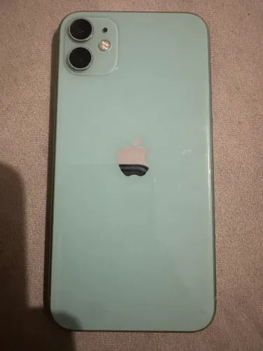 iPhone 11 64G 850 pra levar logo . Todo original