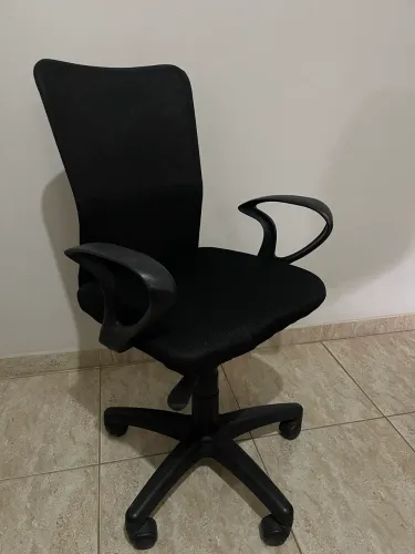 cadeira semi nova