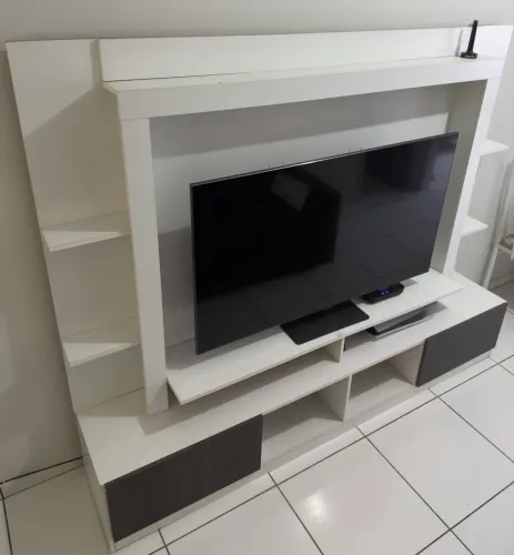Rack Branco com painel integrado ( 1,70 x 2,10 x 0,70)
