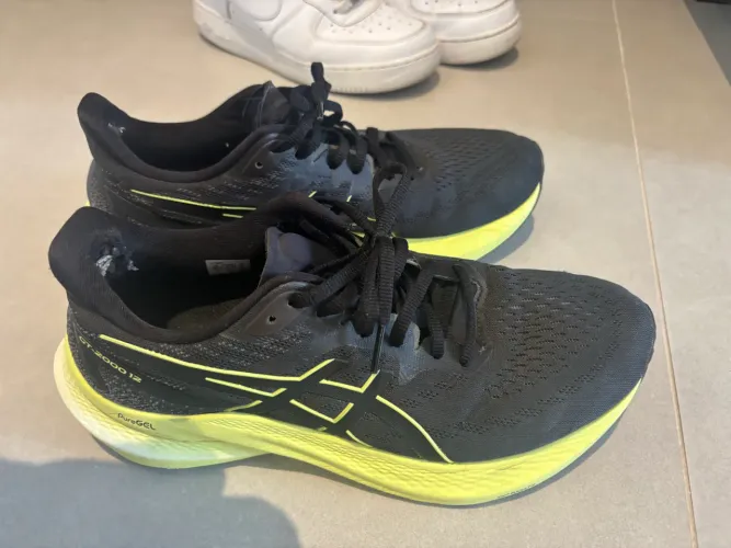 Tênis Asics GT 2000