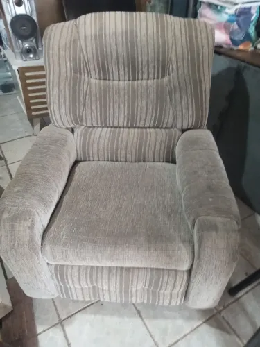 Vende cadeiras do papai não entrego 