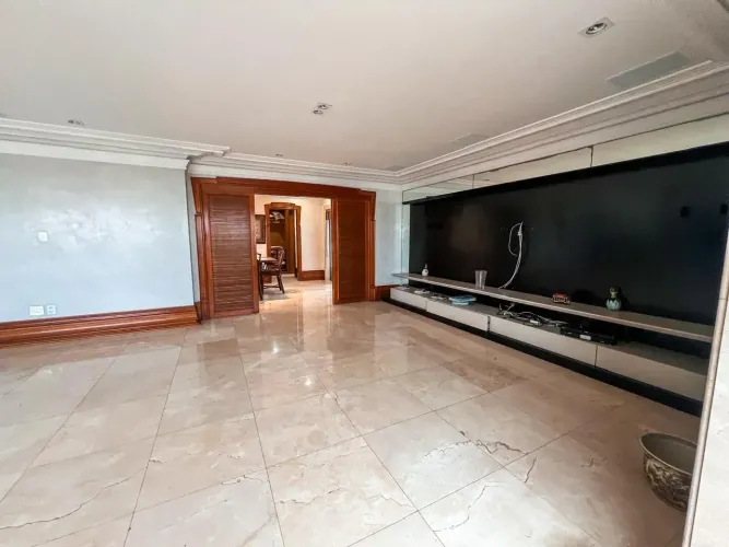 Cobertura no Palazzo Ducalle, 490m², 5 suites, 3 garagens, R$ 4.500.000,00 (Aceita financi