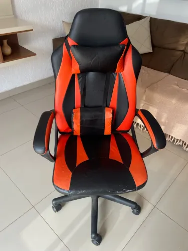 cadeira gamer giratória